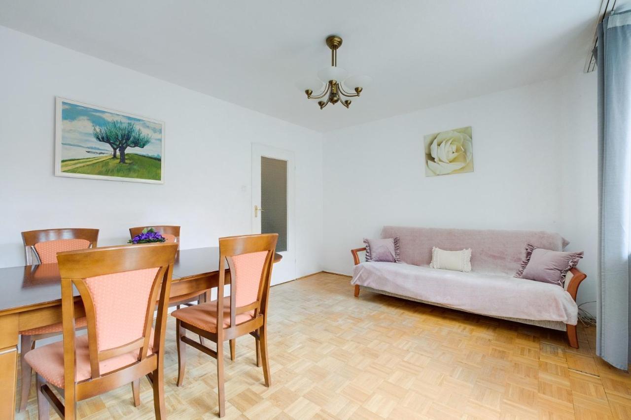2 Bedroom Apartment In Green Location วอร์ซอ ภายนอก รูปภาพ