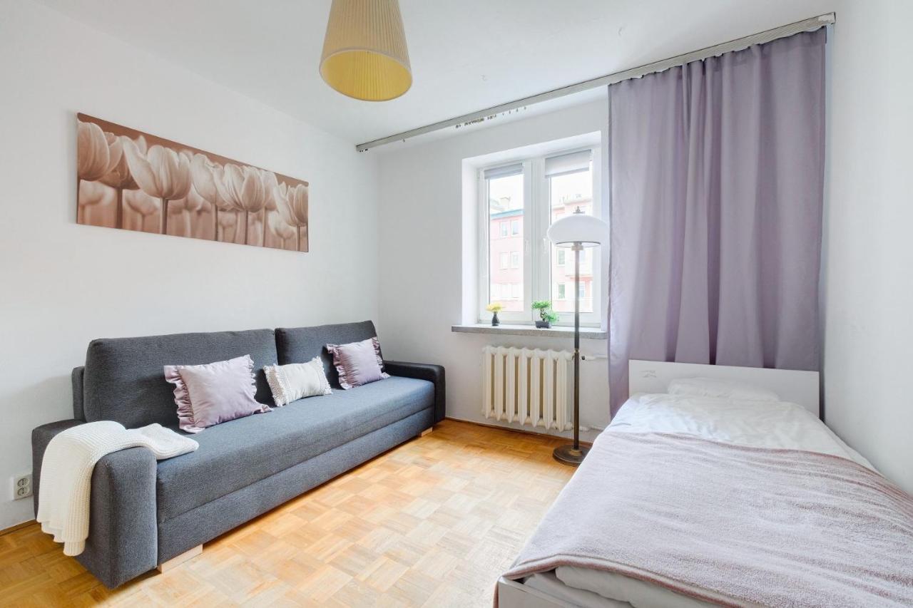 2 Bedroom Apartment In Green Location วอร์ซอ ภายนอก รูปภาพ