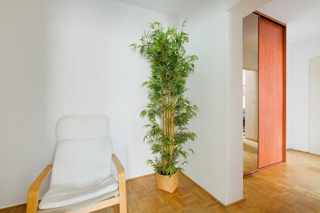 2 Bedroom Apartment In Green Location วอร์ซอ ภายนอก รูปภาพ